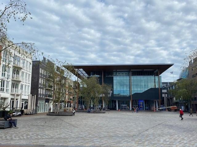 Logement Het Herenwaltje Leeuwarden Exteriör bild